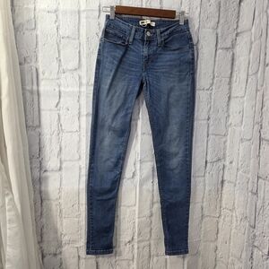 Levi's Size 27x30 Medium Wash Denim Blue Jean Leggings